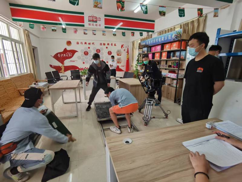藤县广告片拍摄公司：极简主义践行者，少即是多的视觉哲学